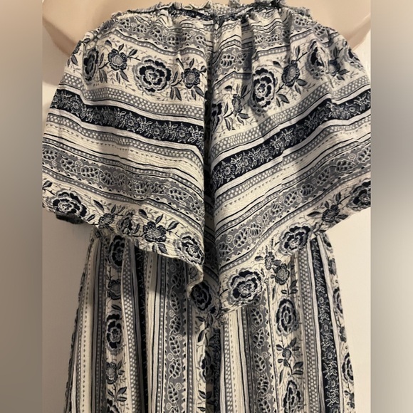 American Eagle Blue Floral Strapless Jumpsuit Sz M Beach Boho Party - Picture 5 of 9